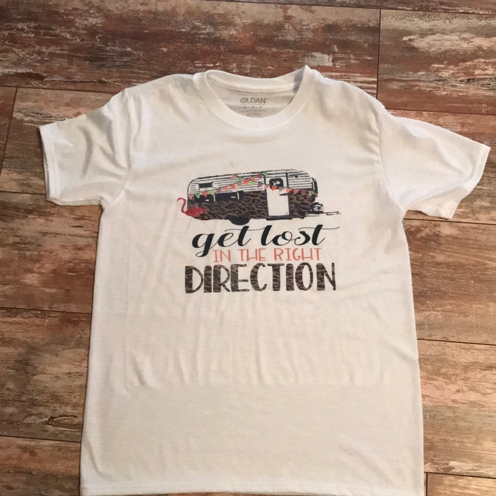 Ladies tee shirt w logo